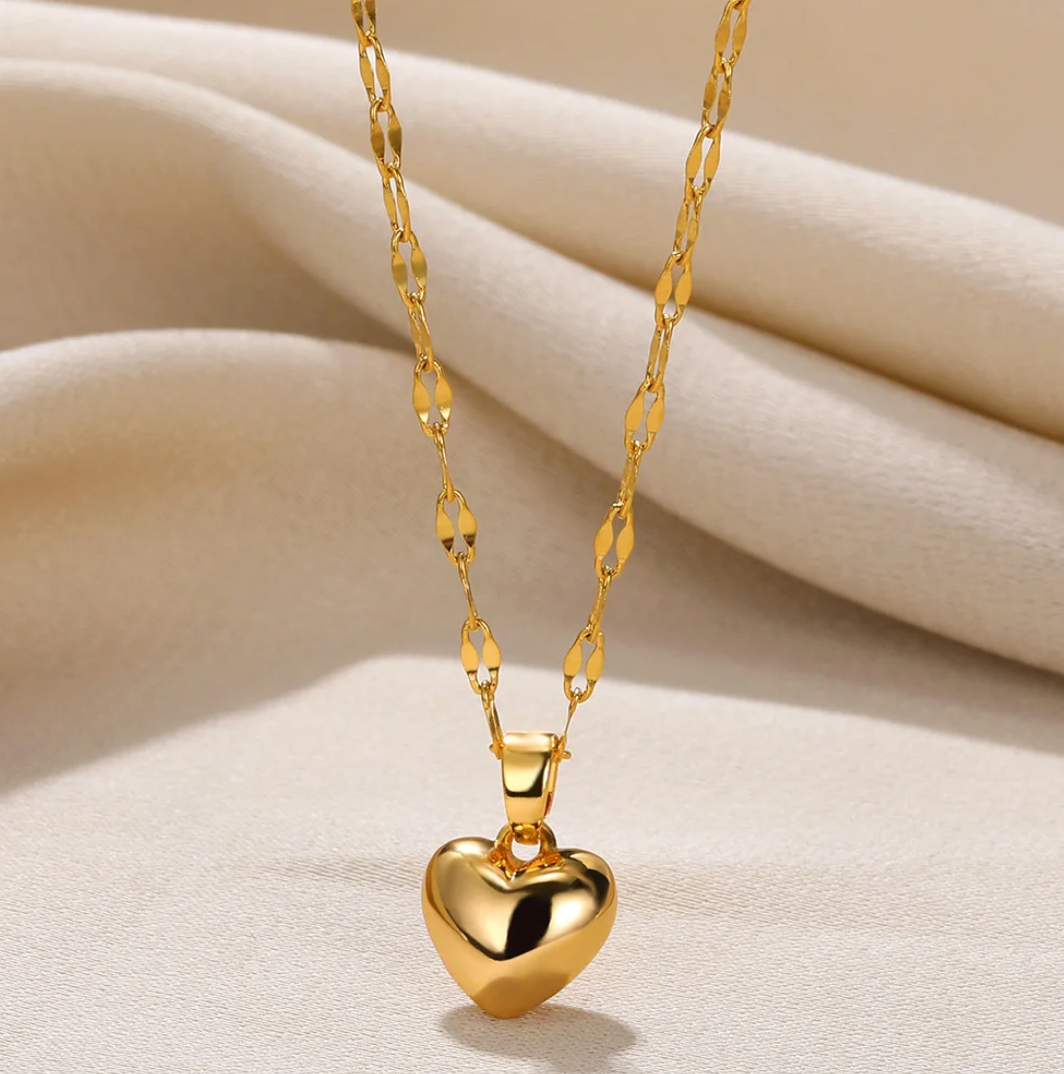 Naszyjnik 3D pozłacany 18-karatowym złotem z solidnym sercem