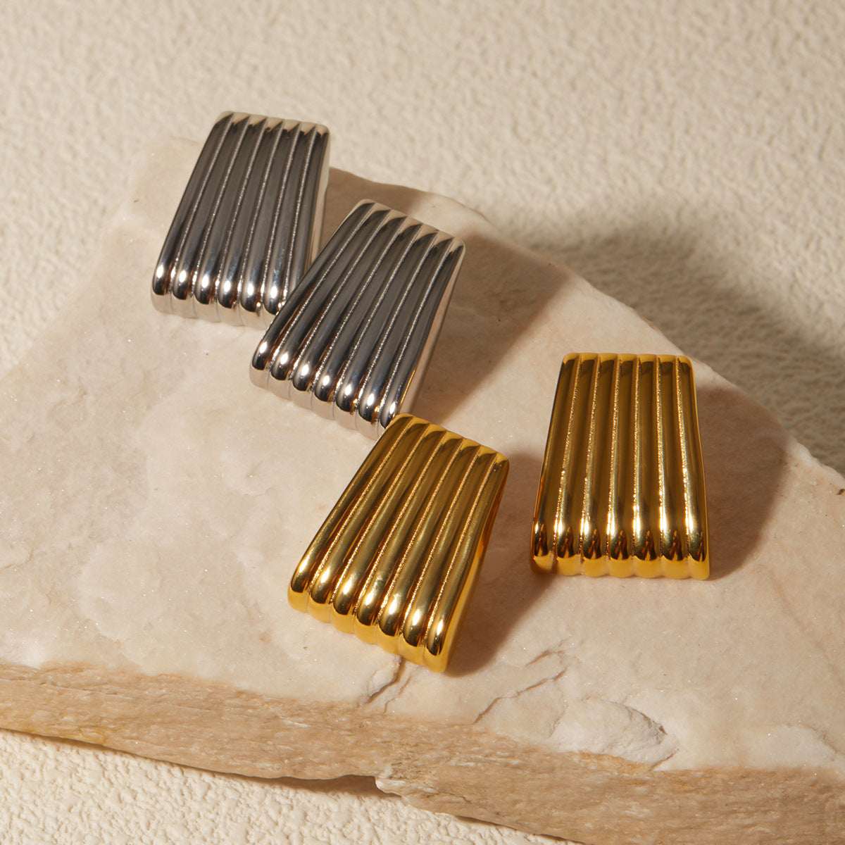 Kolczyki geometryczne 18k eleganckie Antonia
