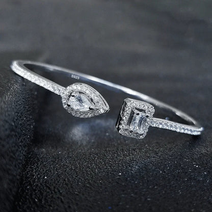 Bransoletka z pereł Cassandra