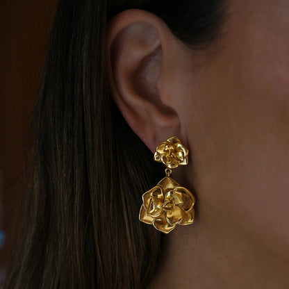 Złote kolczyki kwiatowe 18k eleganckie Thelma