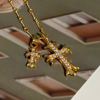 Naszyjnik z podwójnym krzyżem Vivori