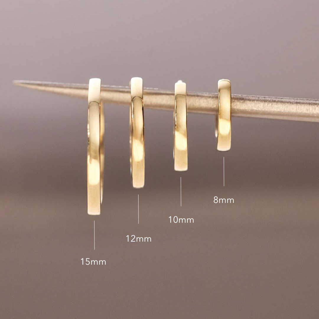 Single Huggie (8 mm)