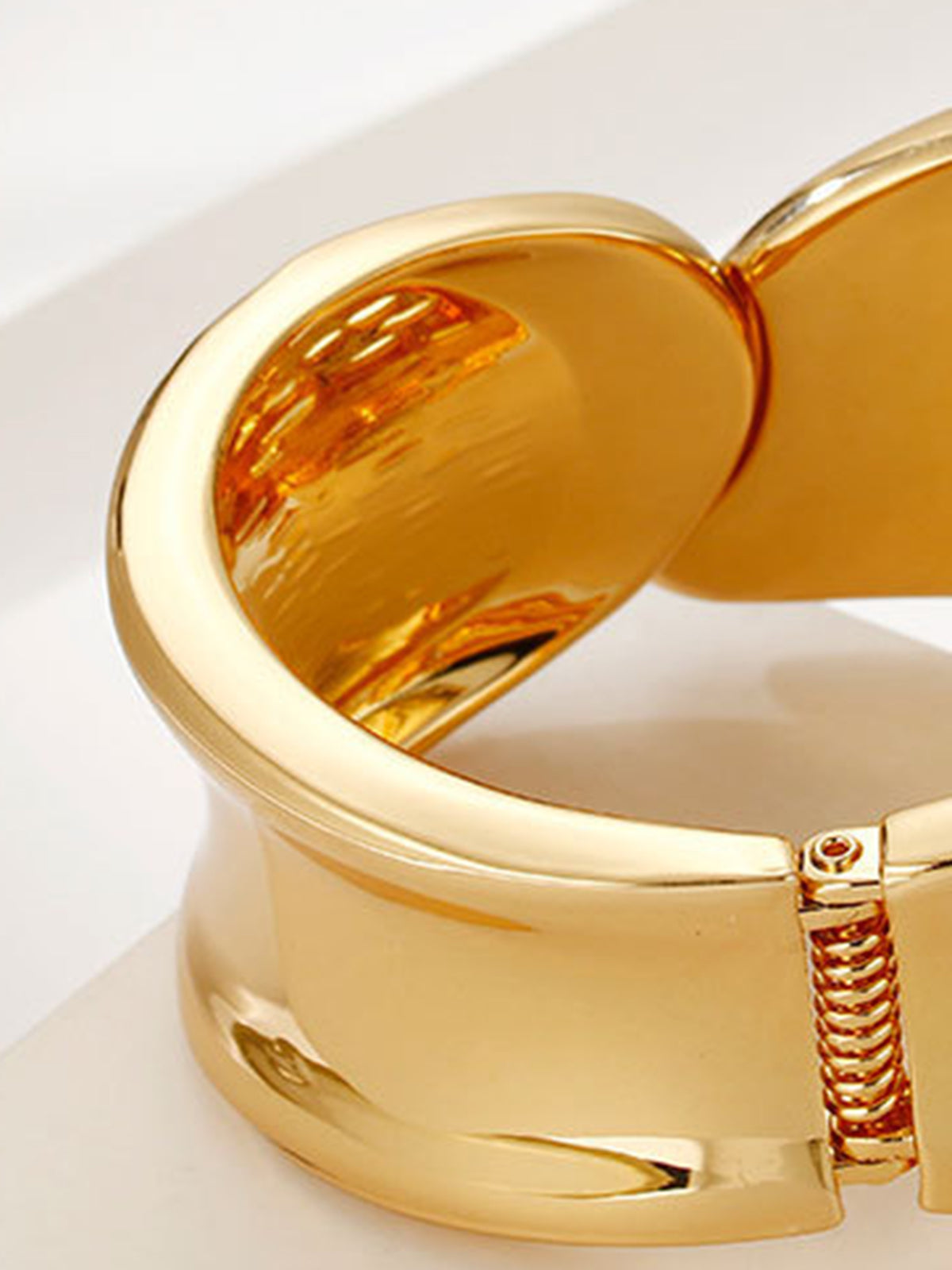 Biżuteria Tunnel Gold Elegancka i modna