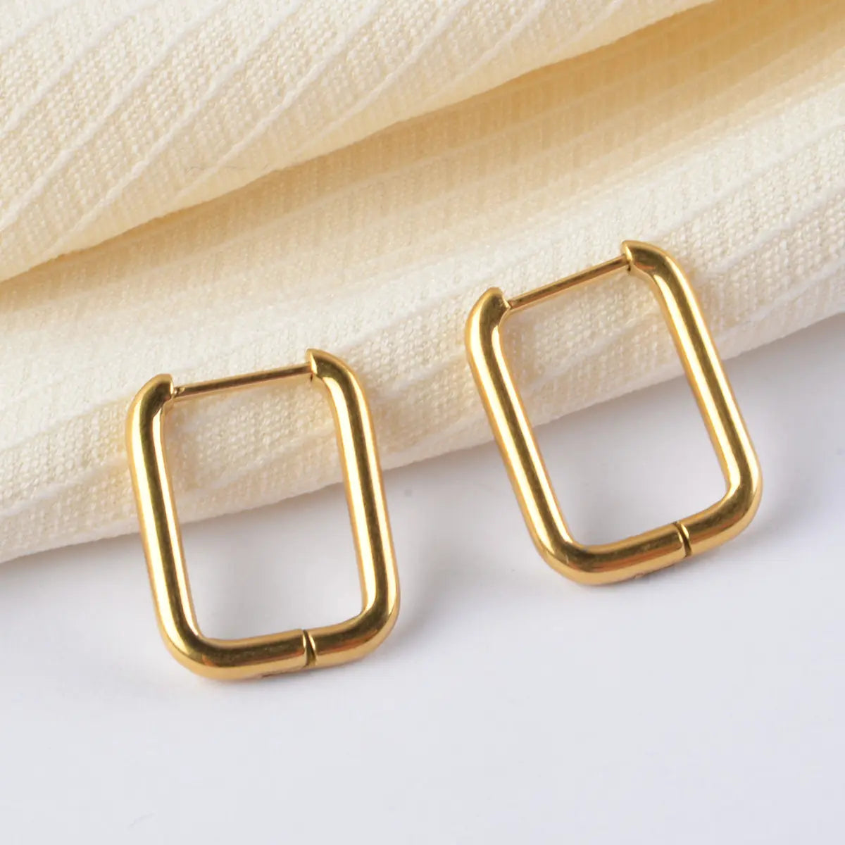 Obręcze Ambrielle Gold U Hoop