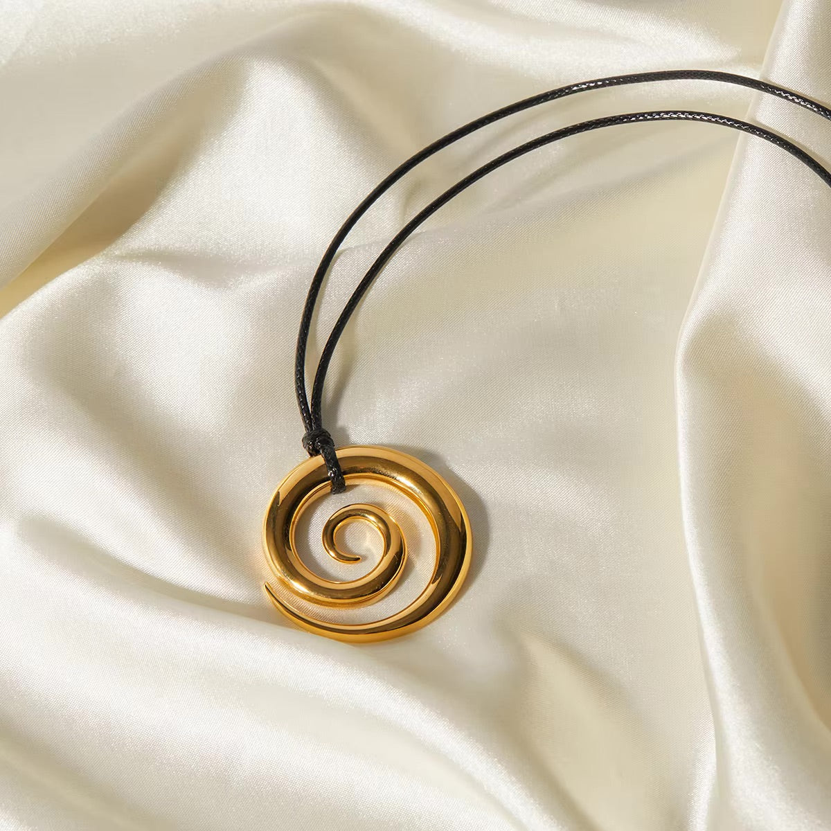 Spiralny wisiorek Romill