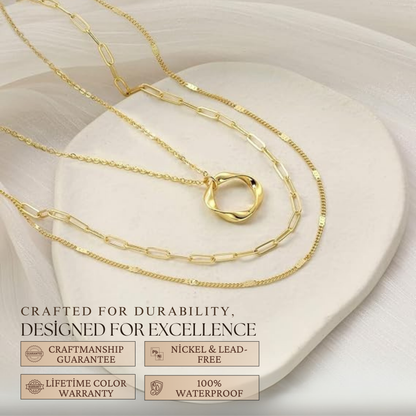 Carmen - Wintageowy Naszyjnik z Łańcuszkiem i Wisiorkiem z Złotym Połyskiem