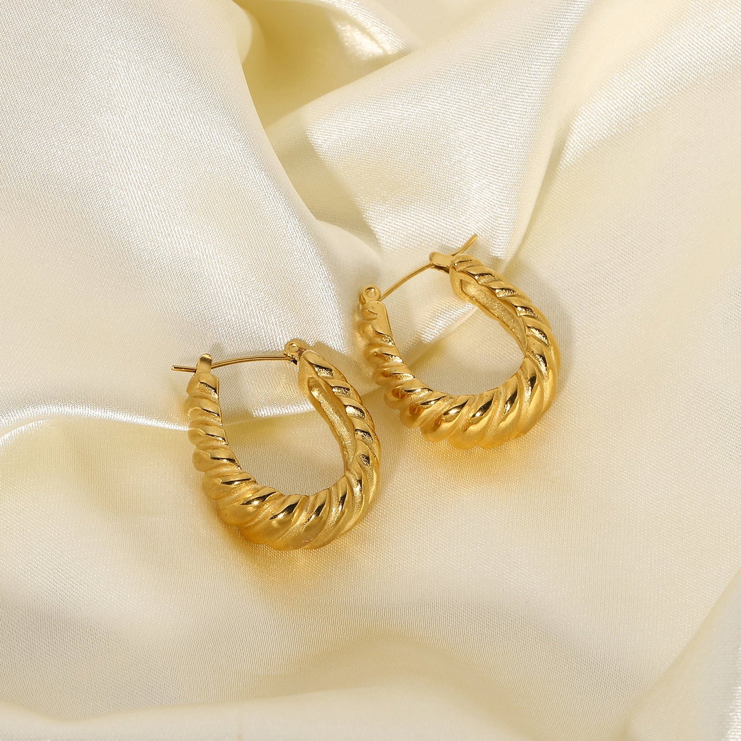Kolczyki Lina pozłacane 18k – elegancki blask