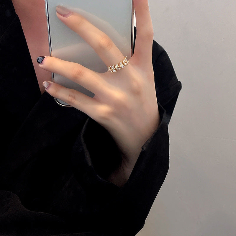 Złoty pierścionek oliwkowy Matilda