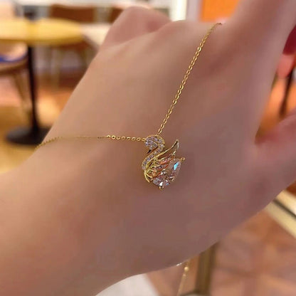 Naszyjnik Kryształowa Łabędź