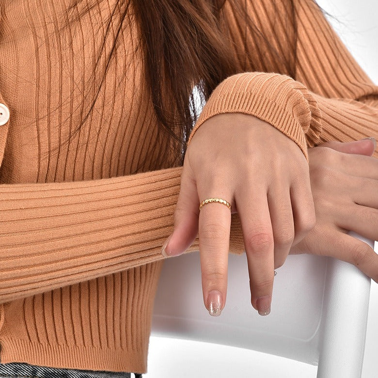 Złoty pierścionek Orbit Echo