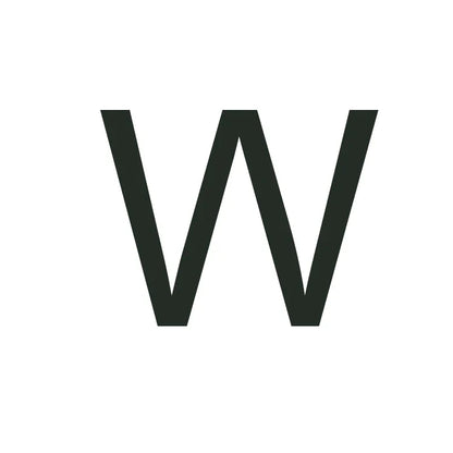 Nowoczesny naszyjnik platerowany 18-karatowym złotem z inicjałem w kształcie kłódki