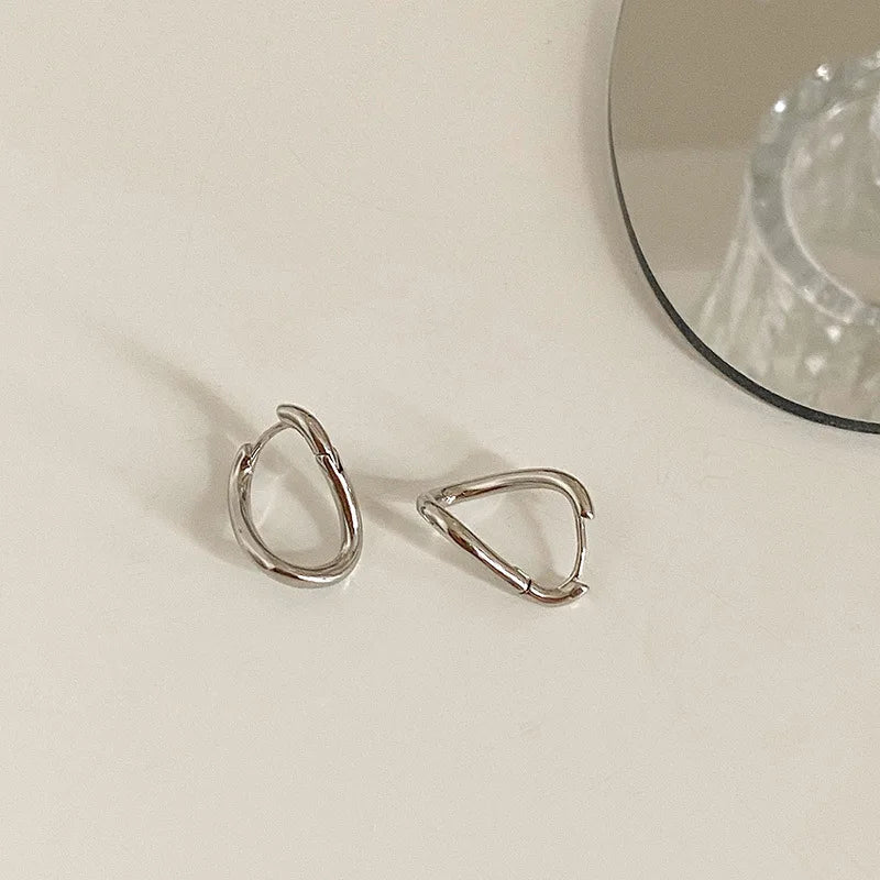 Ayla | Koreańskie srebrne szpilki Hoop Studs