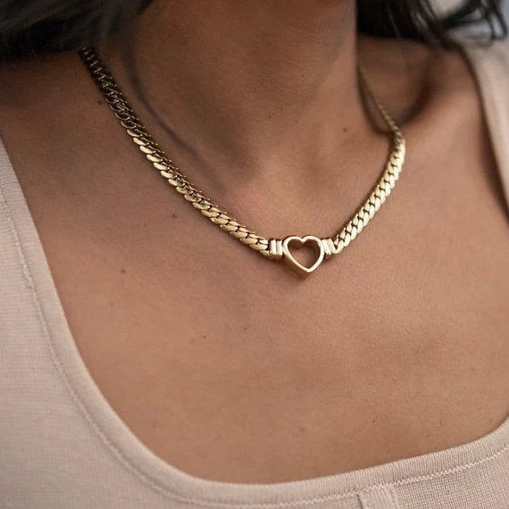 Choker z sercem Vali