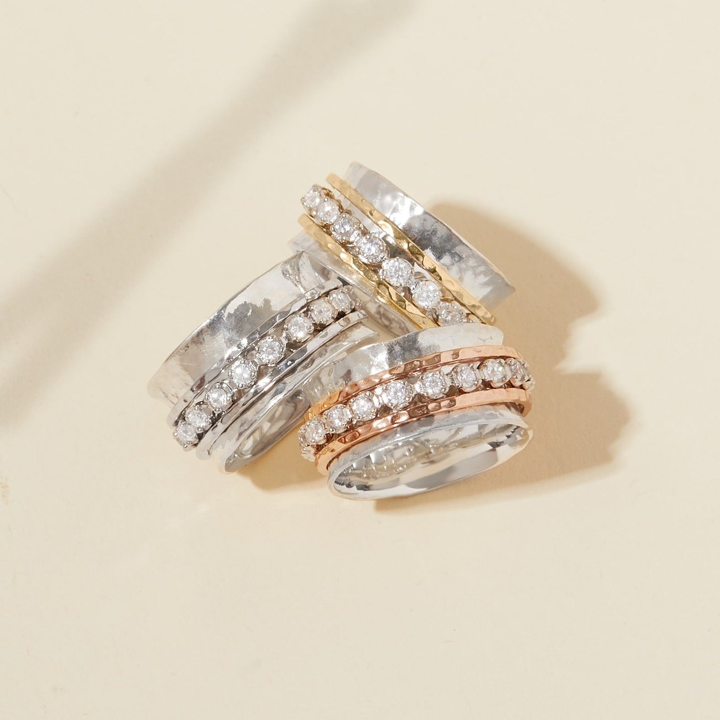 Obrótowy pierścionek Olivia