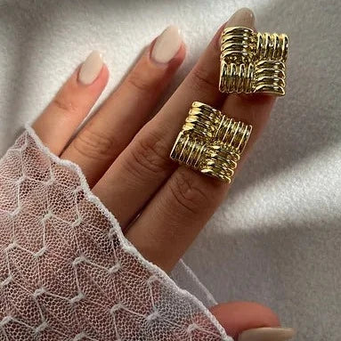 Złote kolczyki geometryczne 18k styl Cindy